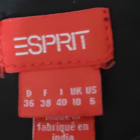 Two women skirts - Picture 7 of 8